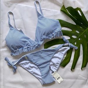 NWT RALPH LAUREN SEERSUCKER RUFFLED SWIMSUIT LARGE